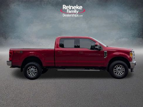 Used 2017 Ford F250 Lariat w/ Lariat Value Package AWD/4WD image 4
