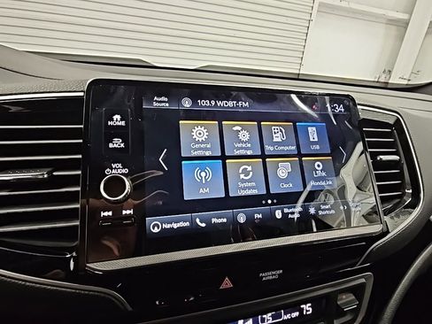 New 2026 Honda Ridgeline Black Edition image 17