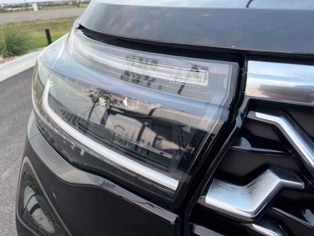 Used 2025 Ford Explorer Platinum w/ Ultimate Package AWD/4WD image 15