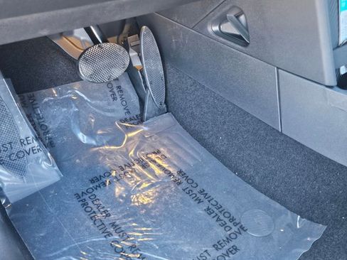 Used 2026 MINI Cooper 2-Door Hardtop image 4