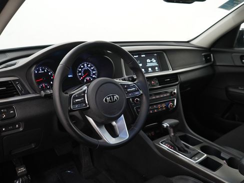 Used 2019 Kia Optima S w/ S Panoramic Sunroof Package FWD image 23