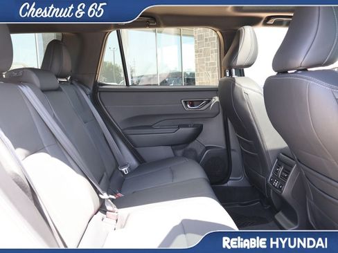 Used 2026 Subaru Outback Touring XT AWD/4WD image 13