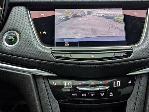 Used 2021 Cadillac XT5 Premium Luxury image 14