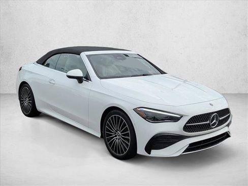 Certified 2025 Mercedes-Benz CLE 300 4MATIC Cabriolet image 23