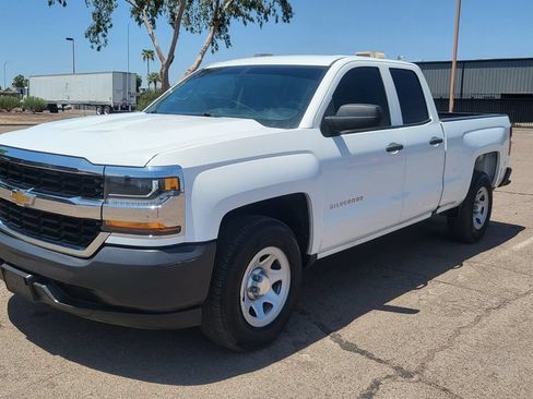 Used 2017 Chevrolet Silverado 1500 W/T w/ Trailering Package RWD image 4