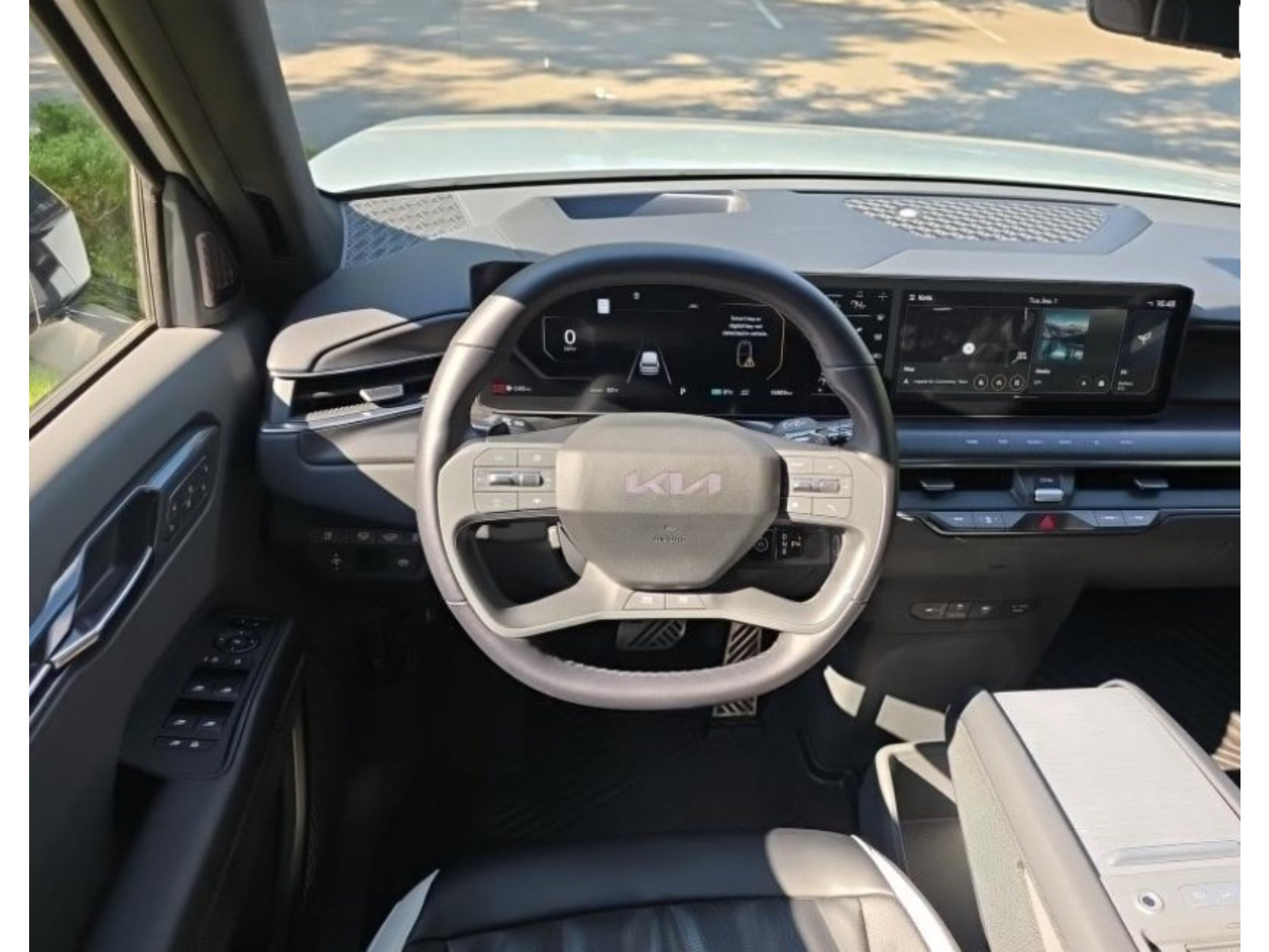 Used 2024 Kia EV9 GT-Line AWD/4WD image 6