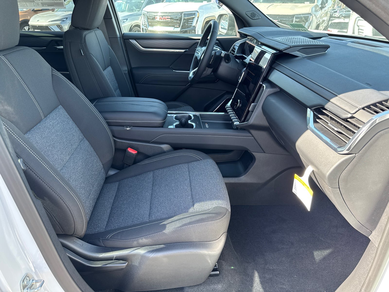 Used 2026 GMC Acadia Elevation w/ Black Edition AWD/4WD image 16