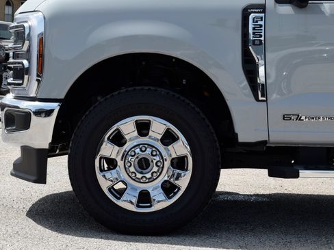 New 2026 Ford F250 Lariat w/ Chrome Package AWD/4WD image 26