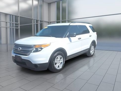 Used 2013 Ford Explorer 4WD w/ Class III Trailer Tow Pkg image 4