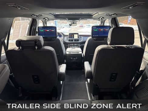Used 2024 Chevrolet Tahoe High Country image 29