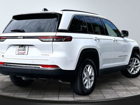 Certified 2025 Jeep Grand Cherokee Laredo X w/ Luxury Tech Group I AWD/4WD image 13