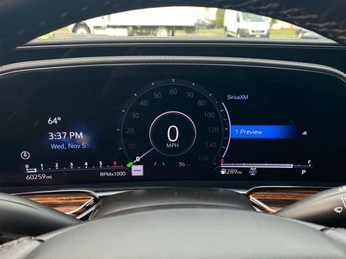 Used 2022 Cadillac Escalade ESV Luxury image 50