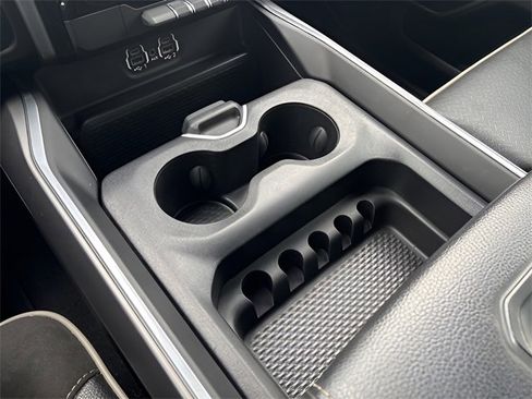 Used 2022 RAM 1500 Laramie w/ Sport Appearance Package image 16