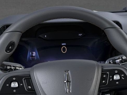 New 2026 Lincoln Aviator 2WD image 14