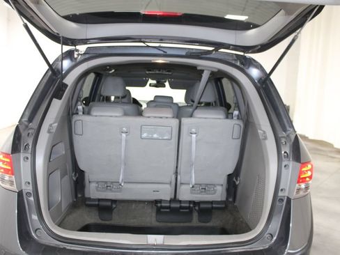 Used 2014 Honda Odyssey Touring image 18