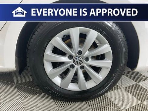 Used 2013 Volkswagen Passat 2.5 S image 7