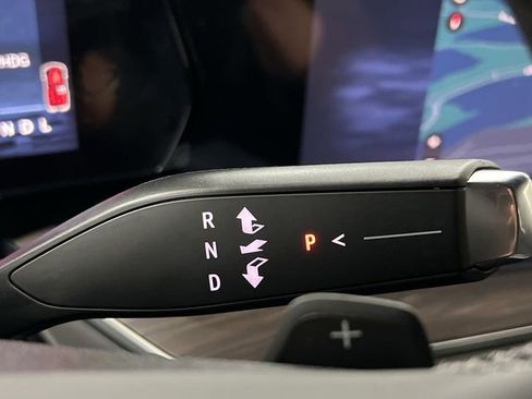 New 2026 Chevrolet Suburban Premier image 16