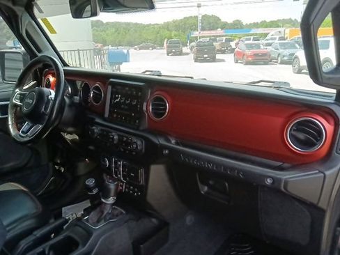 Used 2021 Jeep Wrangler Unlimited Rubicon AWD/4WD image 35