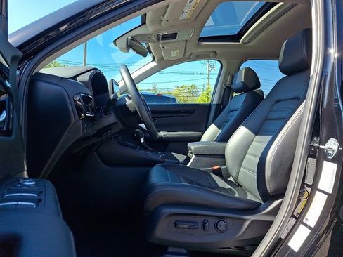 Used 2025 Honda CR-V EX-L image 14
