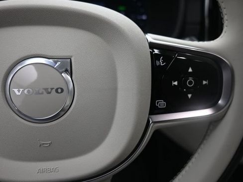 New 2026 Volvo XC90 T8 Ultra w/ Protection Package Premier AWD/4WD image 14