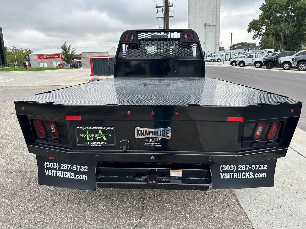 Used 2018 RAM 5500 Tradesman w/ Ambulance Prep Group AWD/4WD image 4