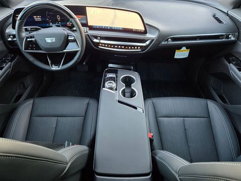 New 2026 Cadillac Lyriq Sport image 13