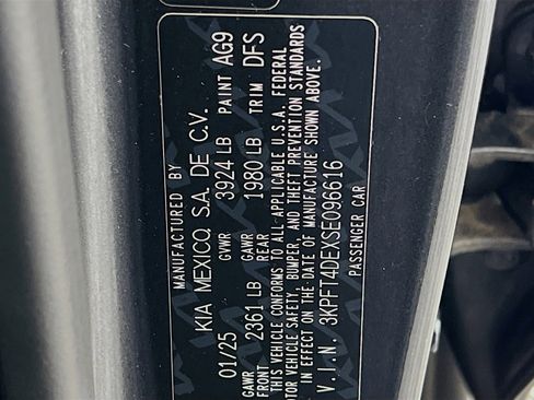 Used 2025 Kia K4 LXS image 34