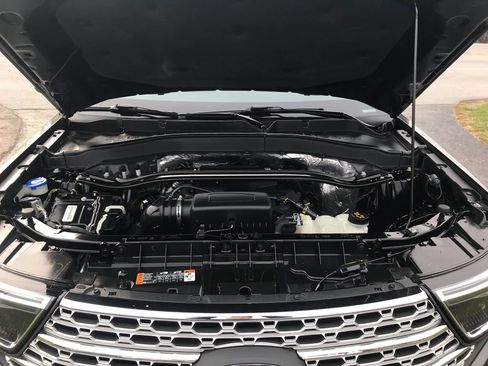 Used 2020 Ford Explorer Limited w/ Class III Trailer Tow Package image 65