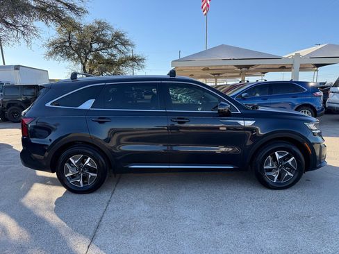 Used 2022 Kia Sorento S image 8