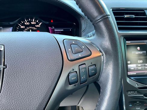 Used 2014 Lincoln MKX FWD w/ Equipment Group 101A image 24