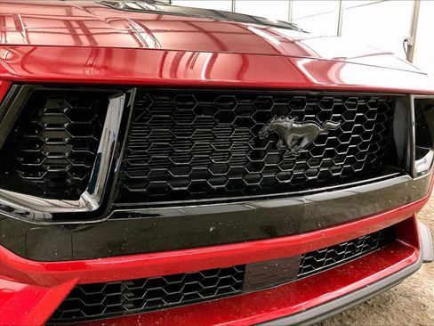 Used 2024 Ford Mustang GT Premium w/ GT Performance Package RWD image 29