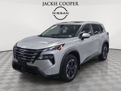 Used 2024 Nissan Rogue SV w/ SV Premium Package