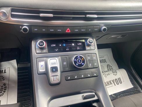Used 2024 Hyundai Palisade Calligraphy AWD/4WD image 17
