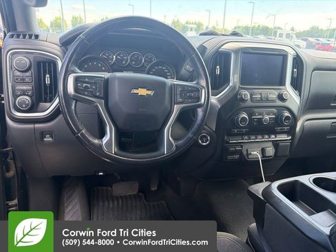 Used 2021 Chevrolet Silverado 1500 LT w/ Bed Protection Package AWD/4WD image 2