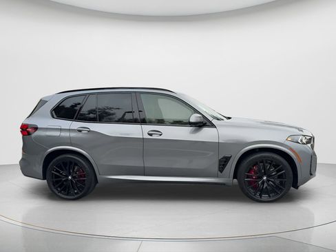 Certified 2026 BMW X5 xDrive40i w/ M Sport Package AWD/4WD image 6