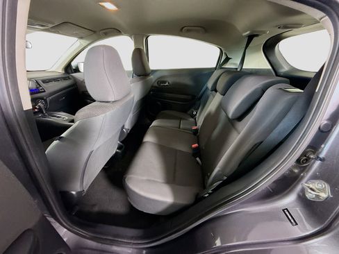 Used 2019 Honda HR-V LX image 24