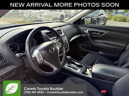 Used 2016 Nissan Altima 2.5 SR FWD image 10