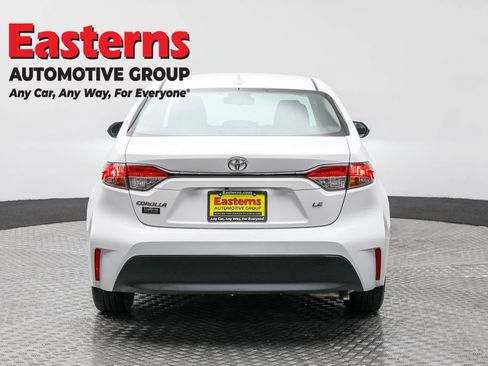 Used 2024 Toyota Corolla LE FWD image 6