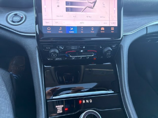 Used 2024 Jeep Grand Cherokee Limited AWD/4WD image 19