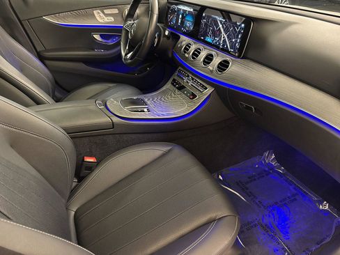 Used 2022 Mercedes-Benz E 350 Sedan image 14