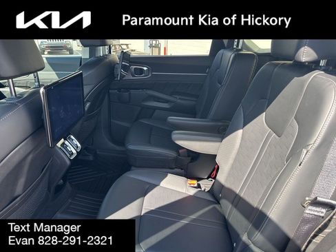 Used 2025 Kia Sorento SX FWD image 18
