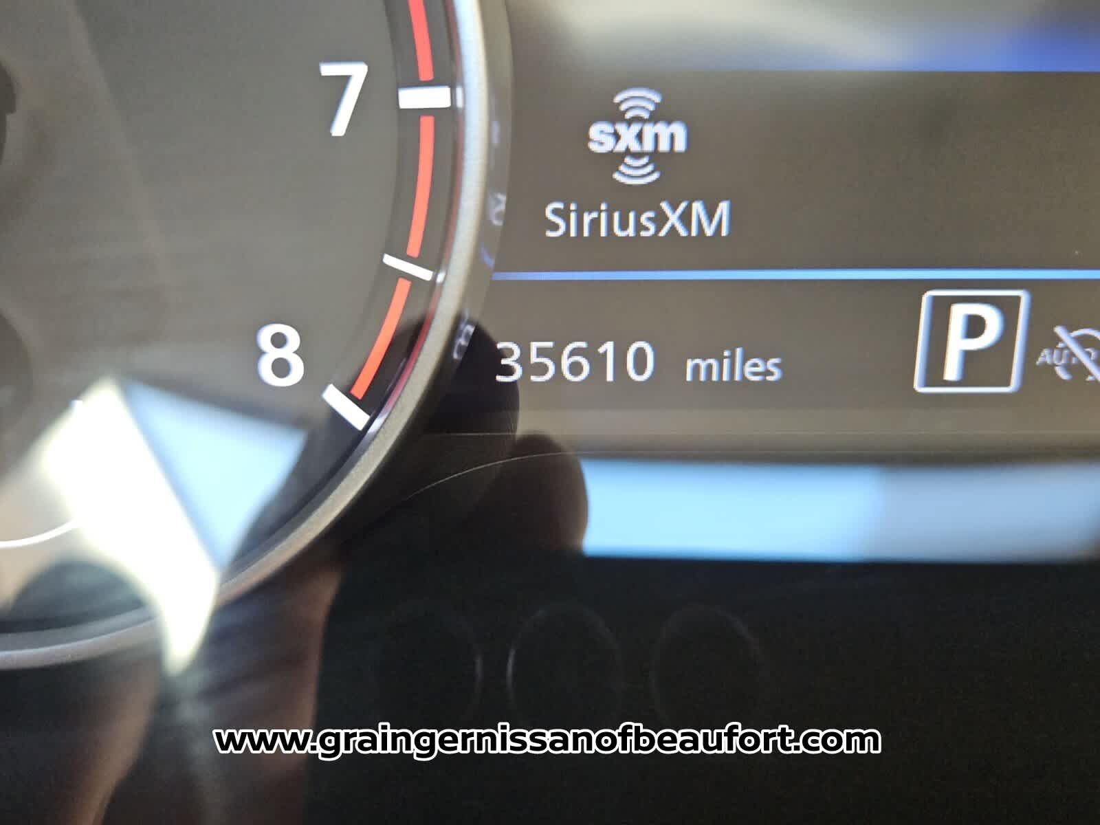 Used 2025 Nissan Sentra SV FWD image 15