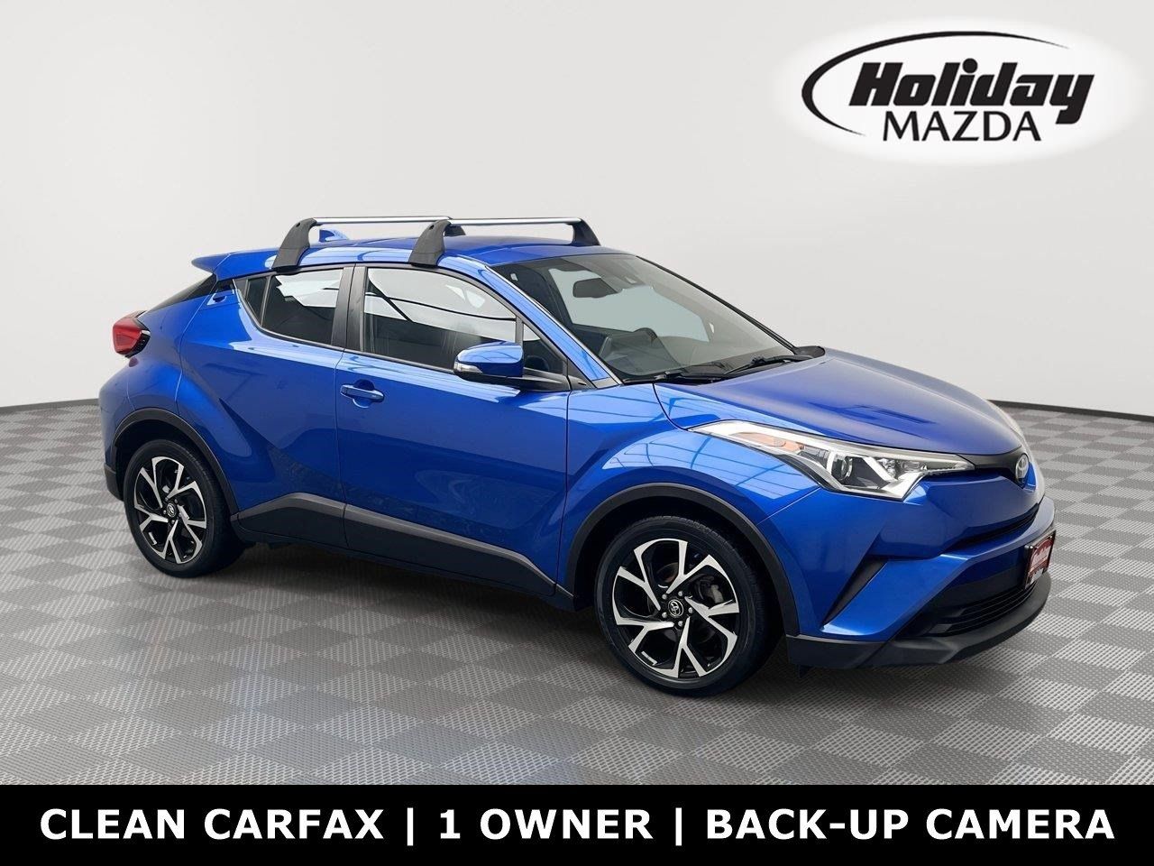 Used 2019 Toyota C-HR XLE FWD image 1