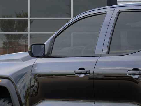 New 2026 GMC Canyon AT4 image 12