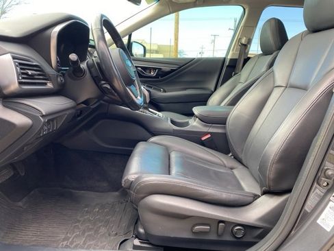 Used 2021 Subaru Outback Limited image 16