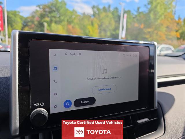 Certified 2023 Toyota RAV4 LE AWD/4WD image 18