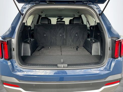 Certified 2025 Kia Sorento S AWD/4WD image 26