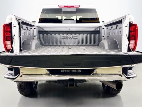 Used 2025 GMC Sierra 2500 SLE w/ SLE Value Package; AWD/4WD image 30