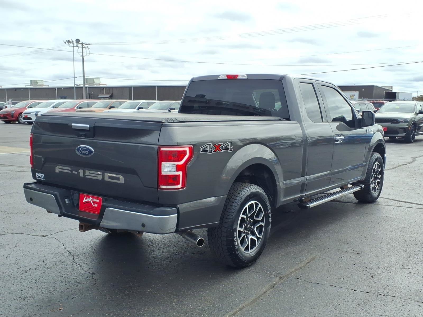 Used 2018 Ford F150 XLT w/ Equipment Group 302A Luxury AWD/4WD image 4