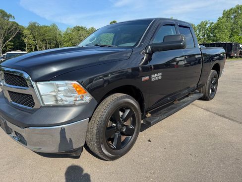 Used 2015 RAM 1500 ST w/ SXT Appearance Group AWD/4WD image 9